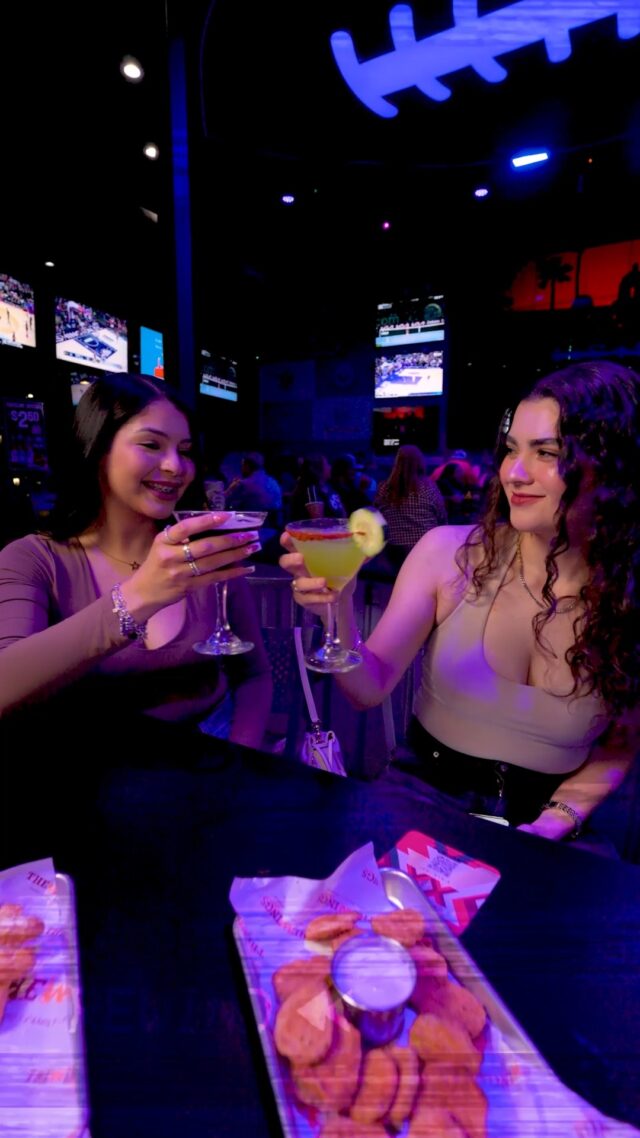 Back to the hits that never miss 🎶🍸

90s & 2000s music · LIVE DJ

$5 Martinis & Margaritas
📍 5000 Pecan Blvd, McAllen, TX
👉 Start the weekend right

#FlashbackFriday #RGVNightlife #TheWingsStadium