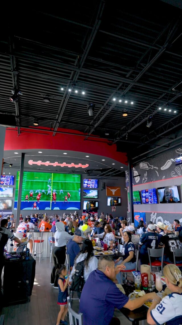 Full house. Full energy. Full game-day vibes 🏈🔥

This is how nights feel at The Wings Stadium.

📍 5000 Pecan Blvd, McAllen, TX
👉 Come feel it for yourself

#TheWingsStadium #RGVNightlife #GameDayVibes