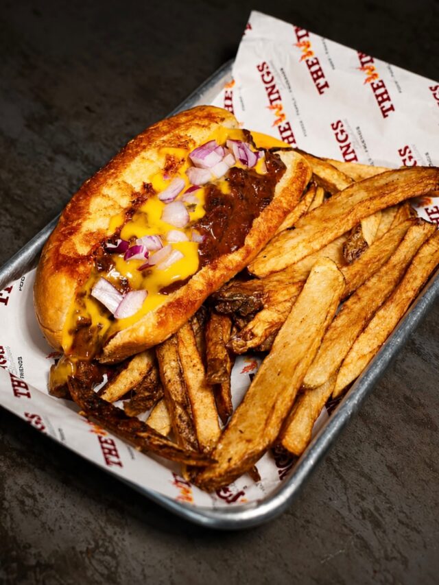 Loaded like the bases in the bottom of the ninth. ⚾️🏟️

The Yankee: beef frank stacked with chili, cheese, and onions, fries riding shotgun. Big league flavor, bench-warmer price.

$7 · 5000 Pecan Blvd · (956) 322-5978

Grab one before the game starts.

#thewingsstadium #mcalleneats #gamedayeats