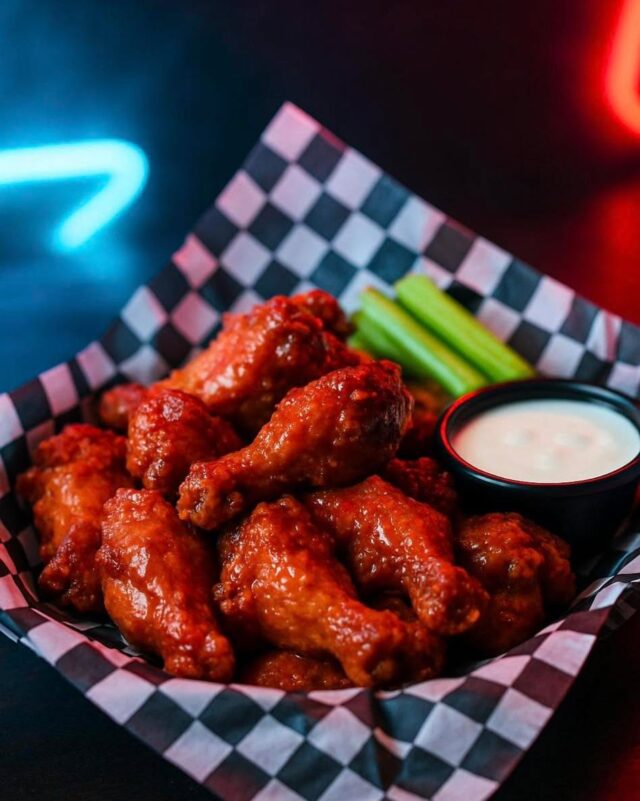 🚨 RIO GRANDE VALLEY… SOMETHING BIG IS COMING! 🚨
We’ve been working on something special, and we can’t wait to share it with you!
Your favorite wings, cold drinks, big screens, and unforgettable game-day energy are getting ready for something NEW! 👀
Any guesses? Drop them in the comments! 👇
#TheWingsStadium #ComingSoon #RGV